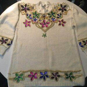 Lisa Ashley White Floral Ladies Bedazzled sweater Vintage size: M